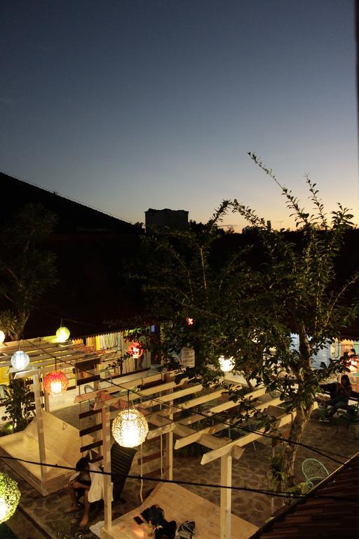 Wisma tamu Omah Njonja Bed&brasserie Kejayan